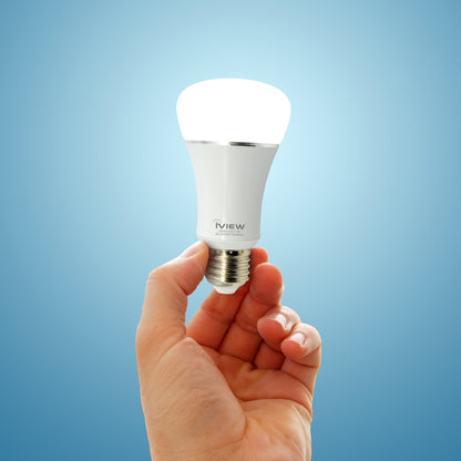 Person holding Iview ISB610-2 smart multicolor dimmable Wi-Fi light bulb